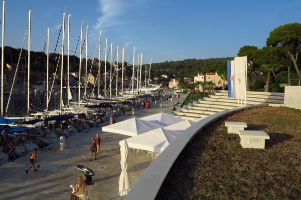 Maslinica Marina