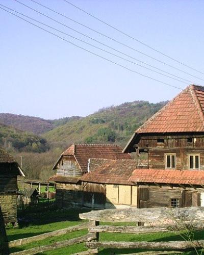 Kordun-roubená lidová architektura2