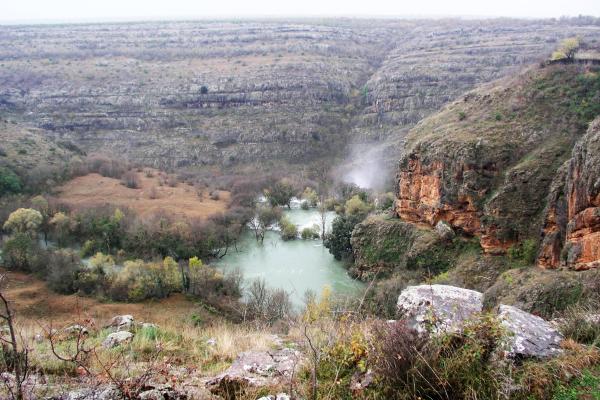 Manojlovac Waterfall