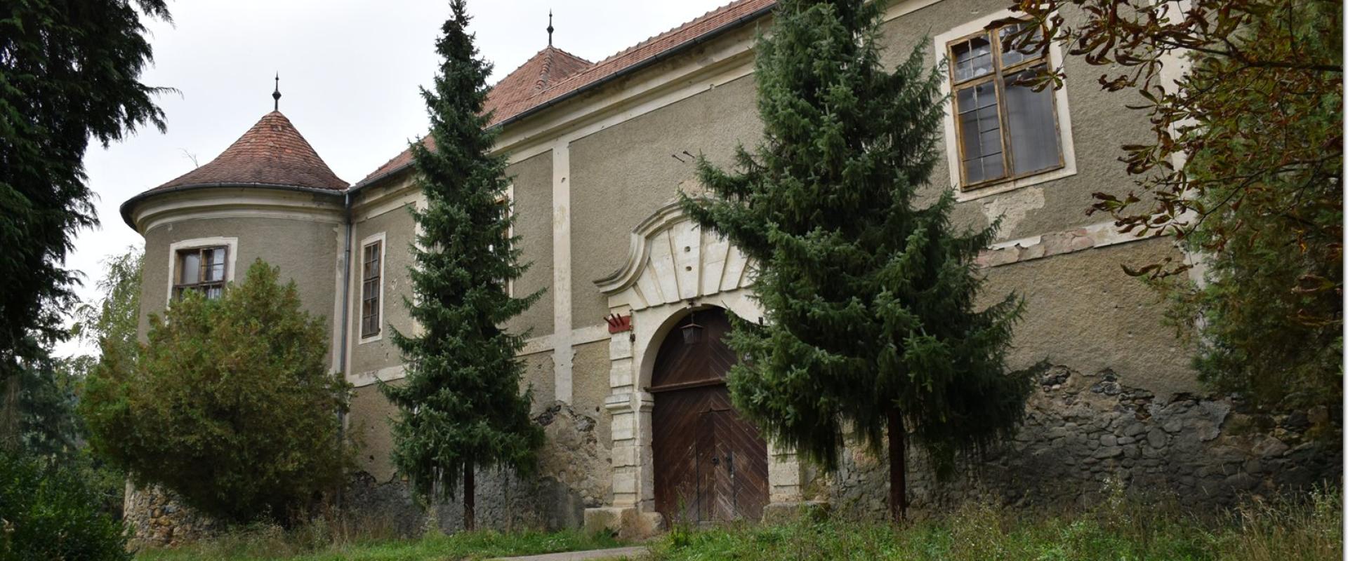 Cernik Castle (Kulmer Castle)