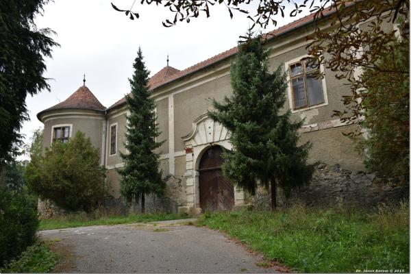 Cernik Castle (Kulmer Castle)