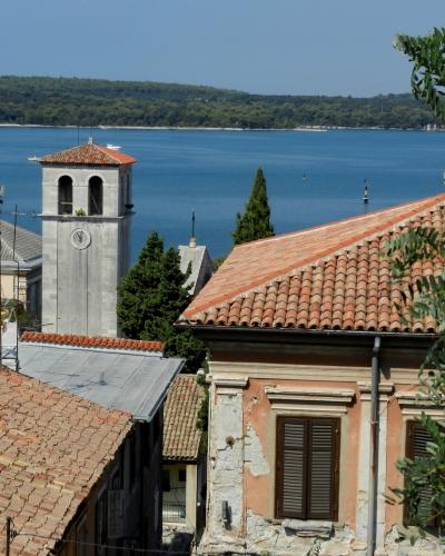 Bell tower, Cathedral, Pula - panoramio (39)