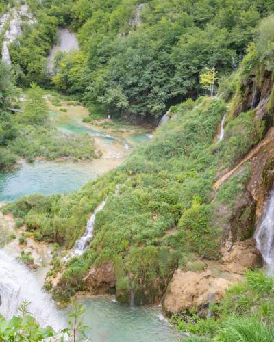 Veliki Slap Waterfall and the Lower Lakes in Plitvice Lakes National Park, Croatia (48669979568)