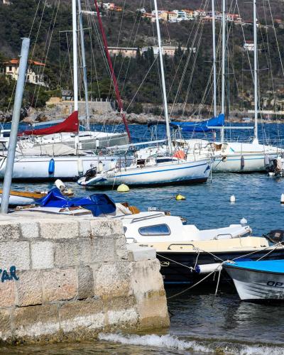 Port of Volosko in Opatija (52829688488)