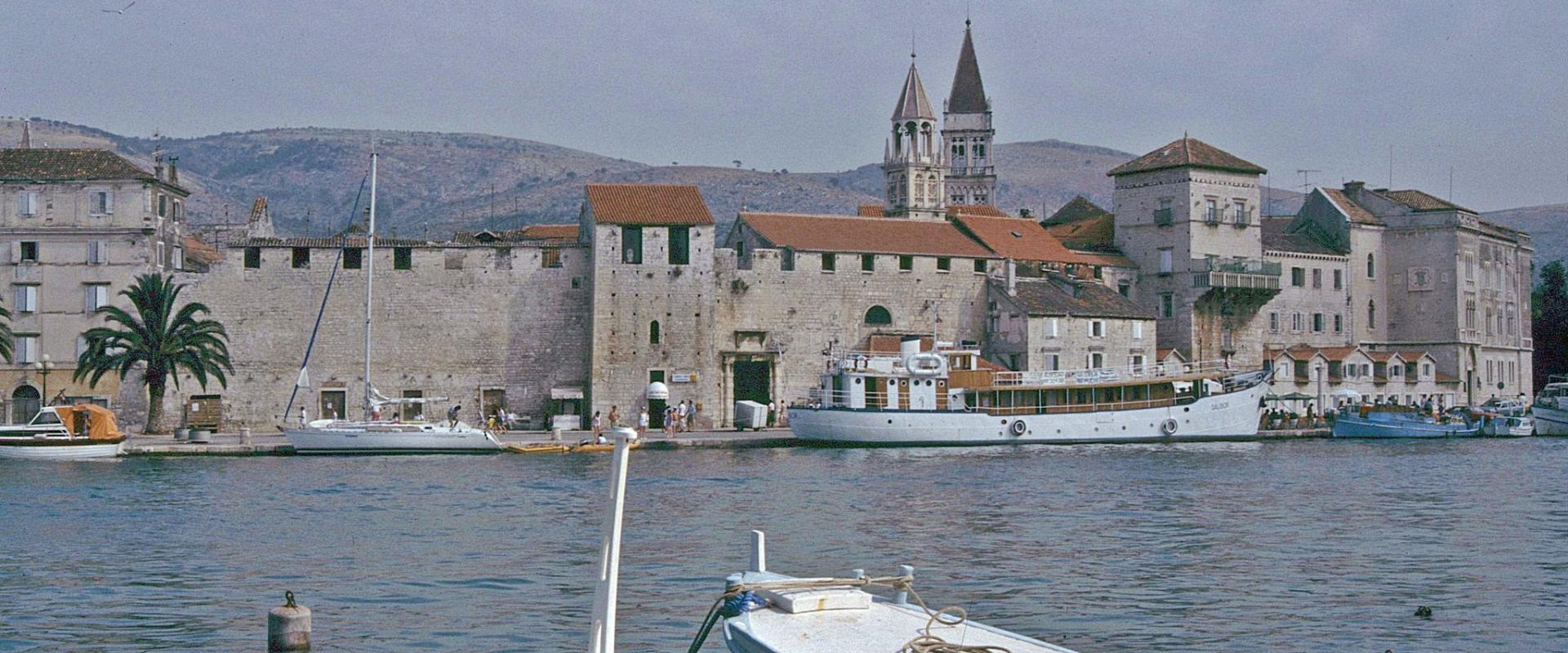 Trogir Promenade (Riva)
