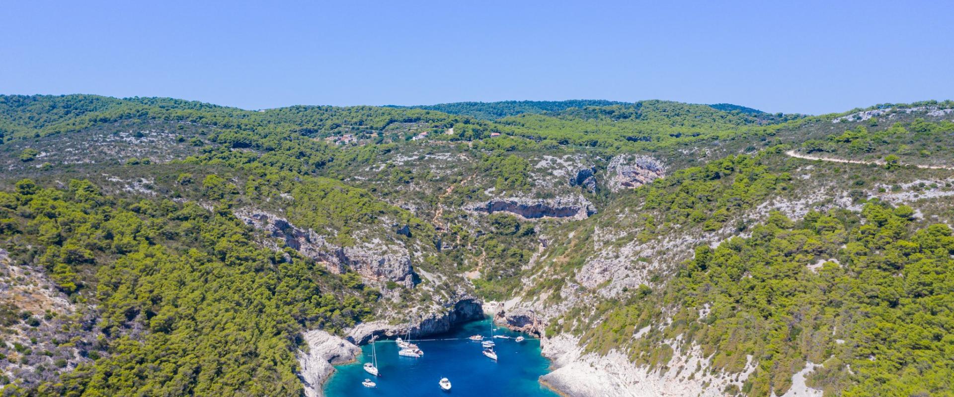 Stiniva Cove