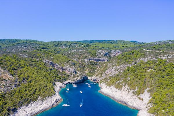 Stiniva Cove