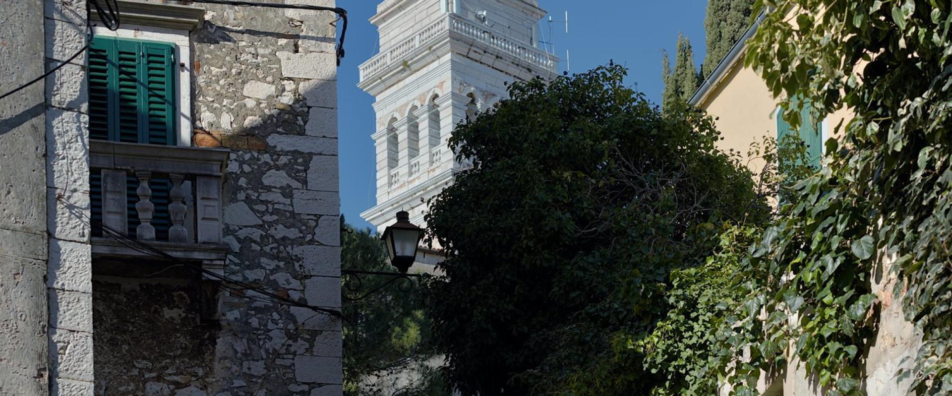 Grisia Street