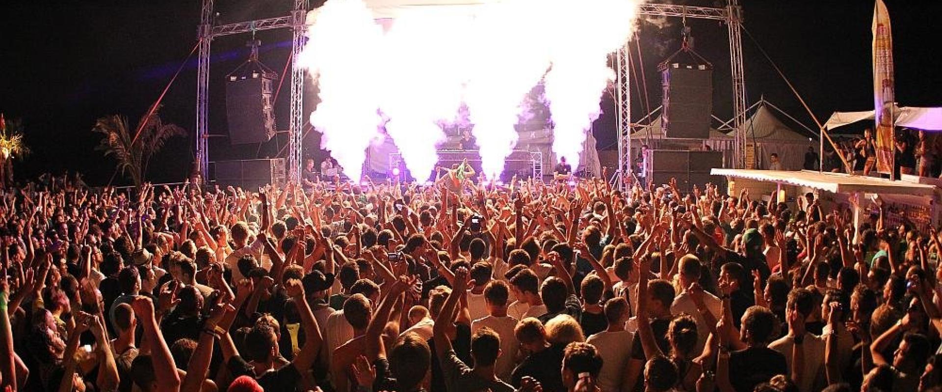 Papaya Club