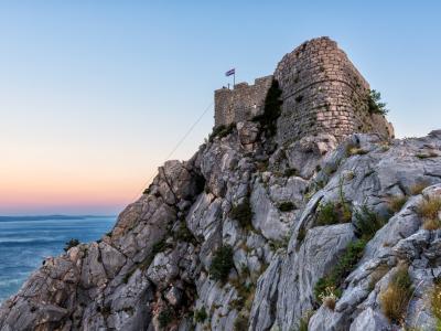 Omis fortice Starigrad