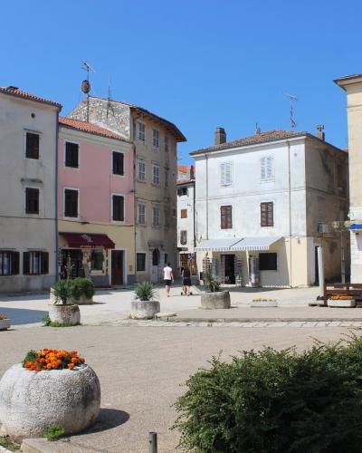Poreč–Trg Marafor-01