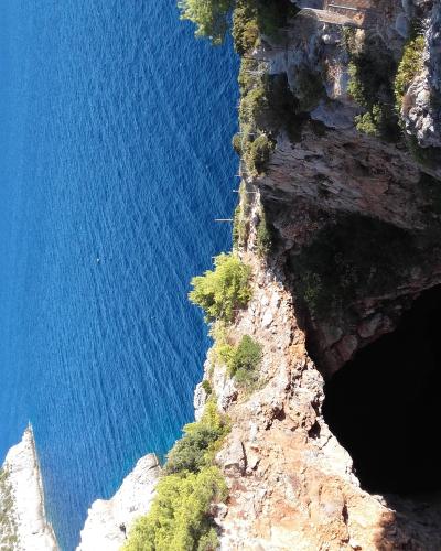 Enter to The Deepness