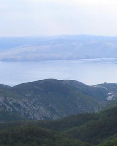 Vratnik, pogled na Krk i Senj