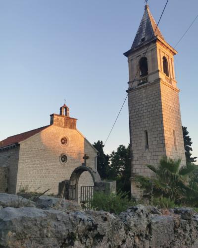 Crkva Svete Marije od milosti, Prvić Luka