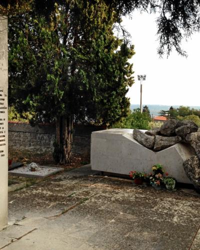 Groznjan socialist memorial on cemetery