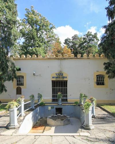 Druvarske toplice, Julijev park 07